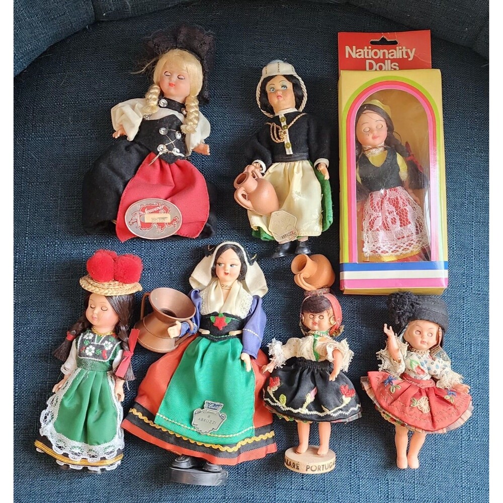 7 Vtg Cultural Portugal Italian Dolls Plastic Dolls Abruzzi Nazare Traditional